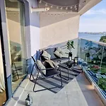 Nalu Studio Mamaia